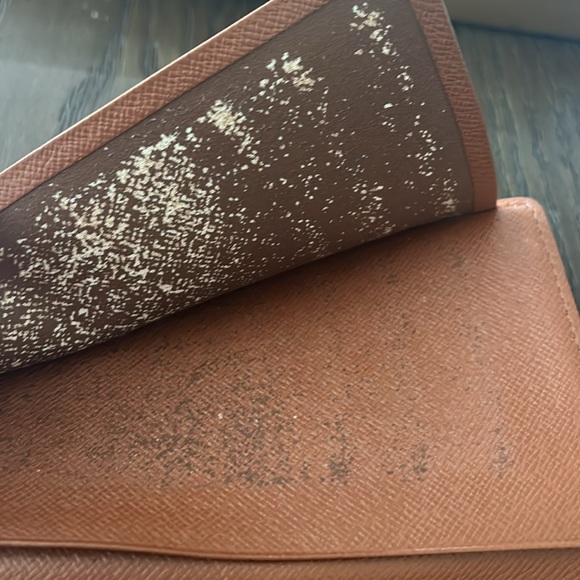 Louis Vuitton Wallet - Picture 5 of 6